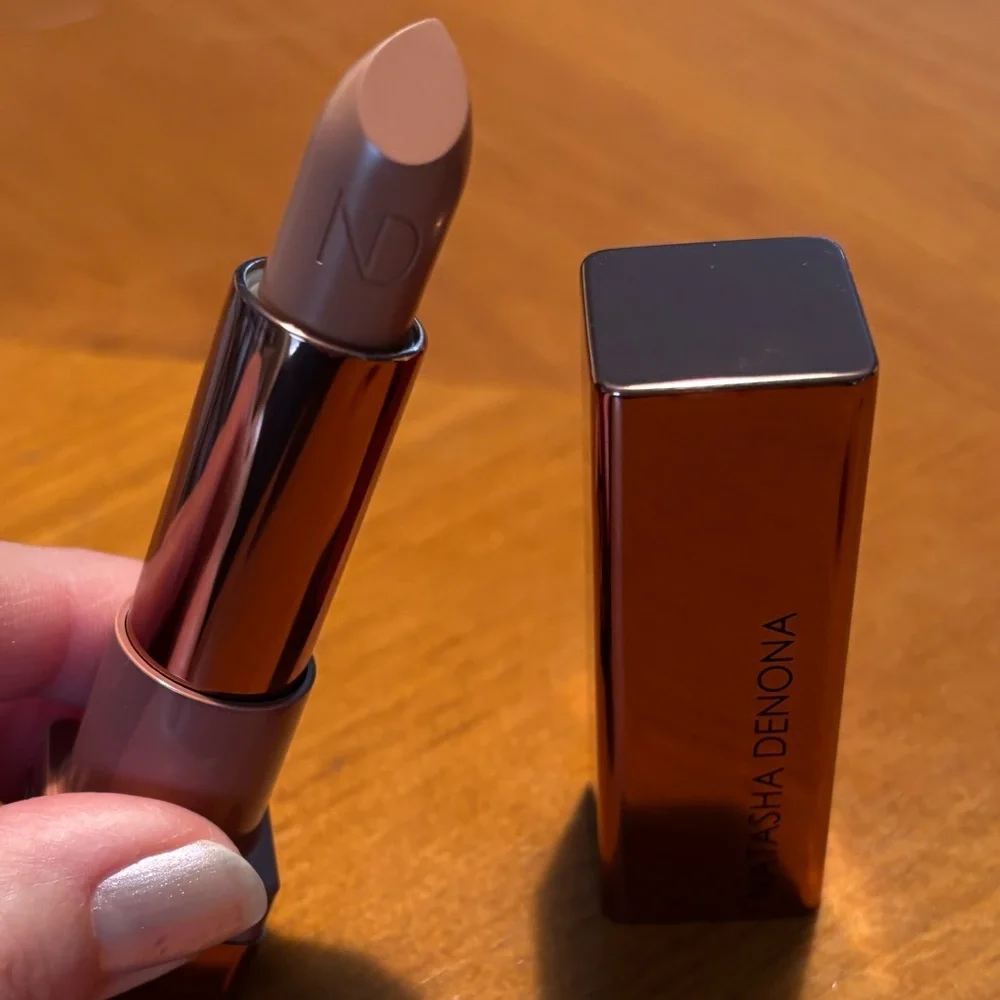 Natasha Denona I Need a Nude Lipstick